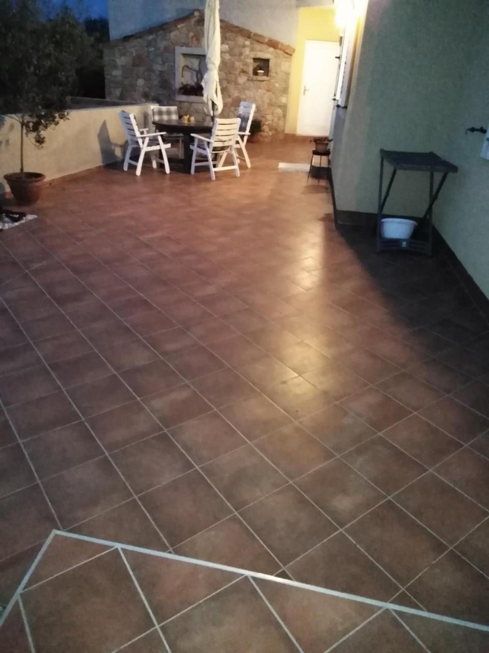 Long Island Olive Apartment 萨利 外观 照片
